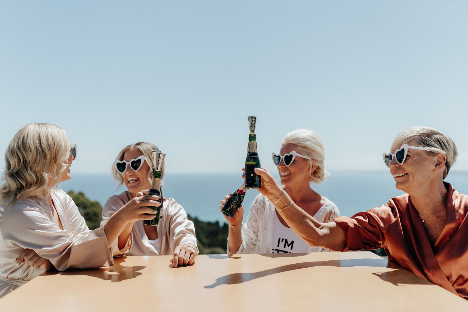 Relaxed and Fun Wedding in Raglan 