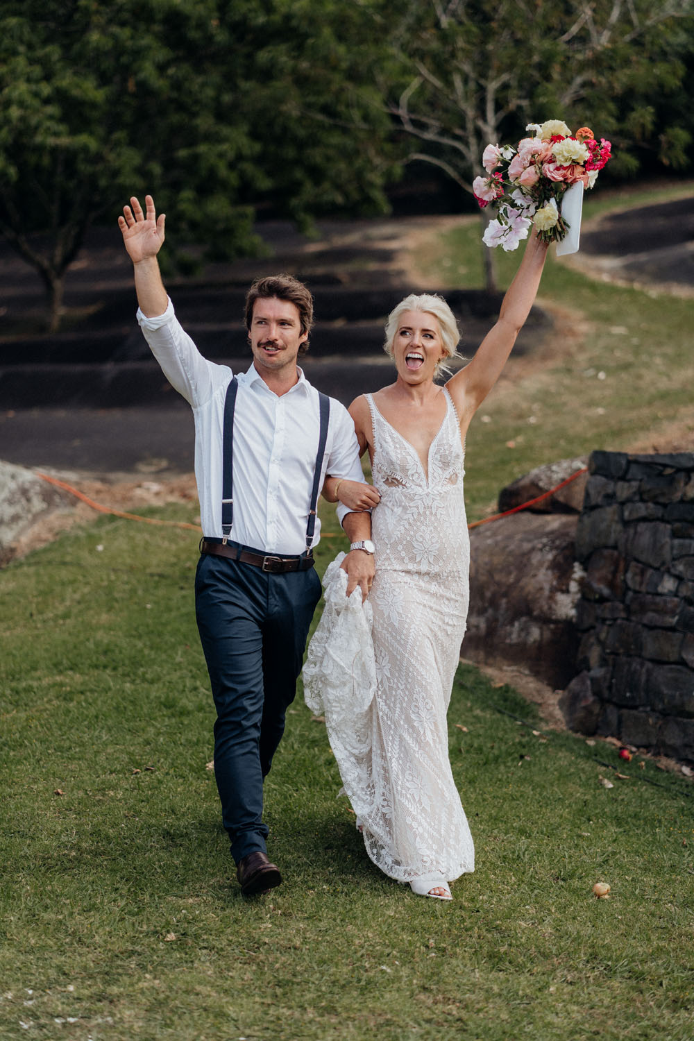 Relaxed and Fun Wedding in Raglan 