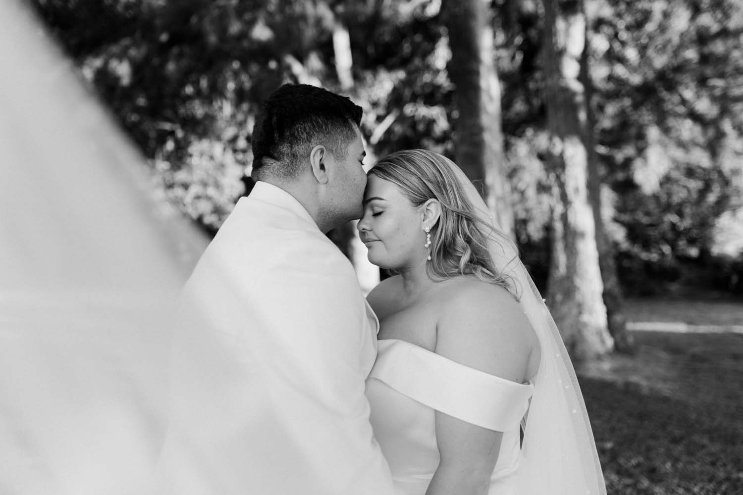 Charming Outdoor Wedding at Meadowood House