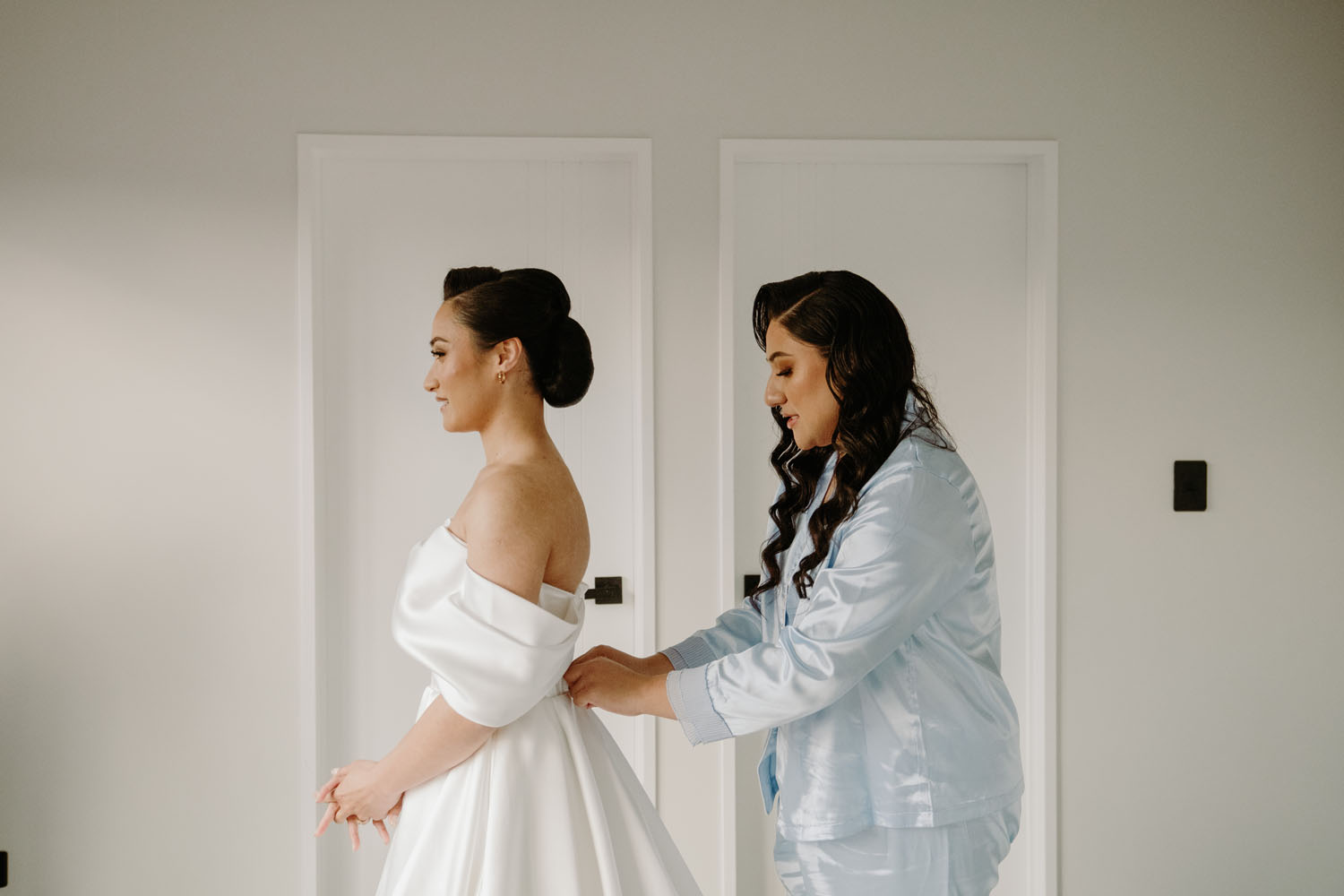 Elegant Auckland Church Wedding