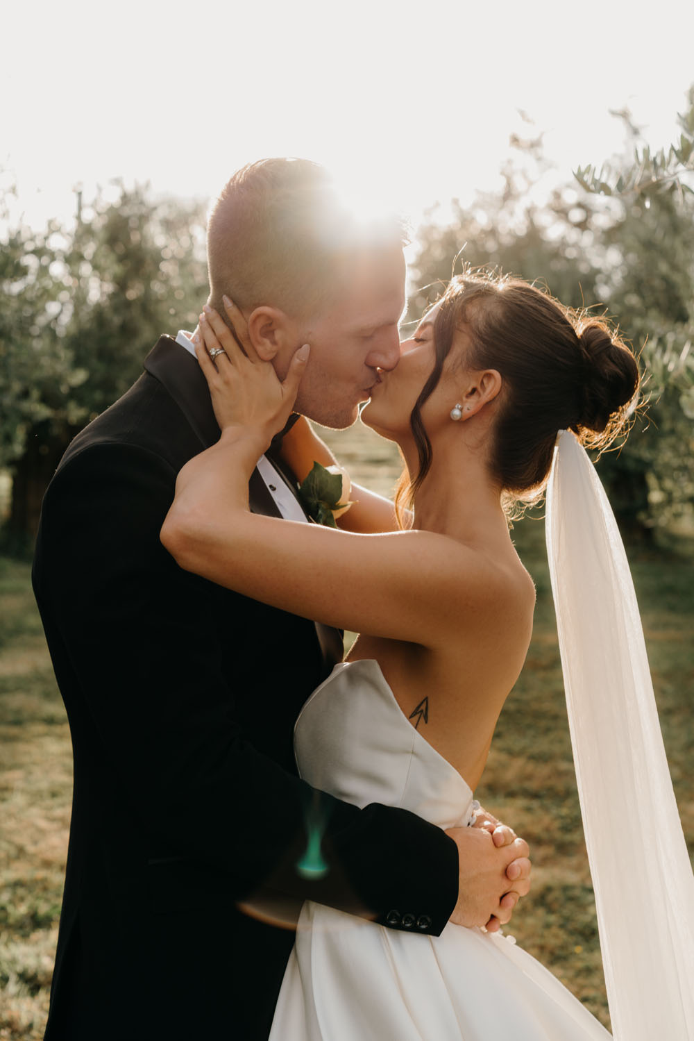 Romantic Auckland Wedding at Bracu Estate