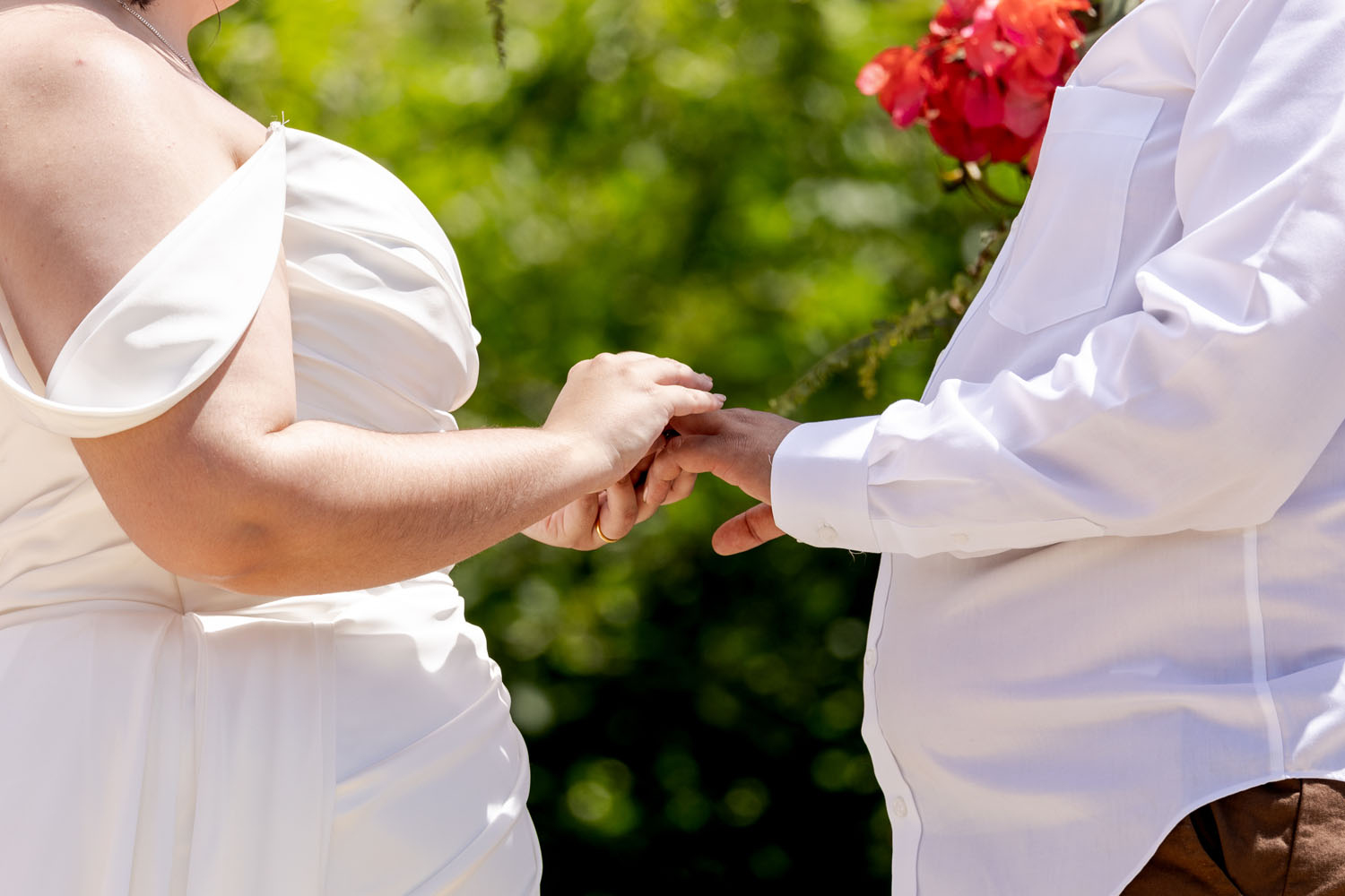 Vibrant Orchard Wedding at Molewood Orchard