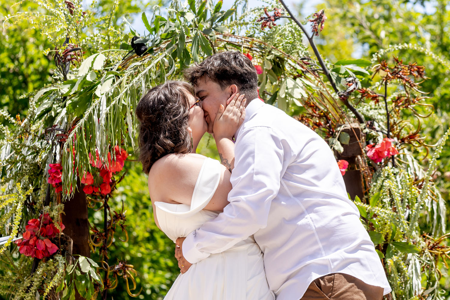 Vibrant Orchard Wedding at Molewood Orchard