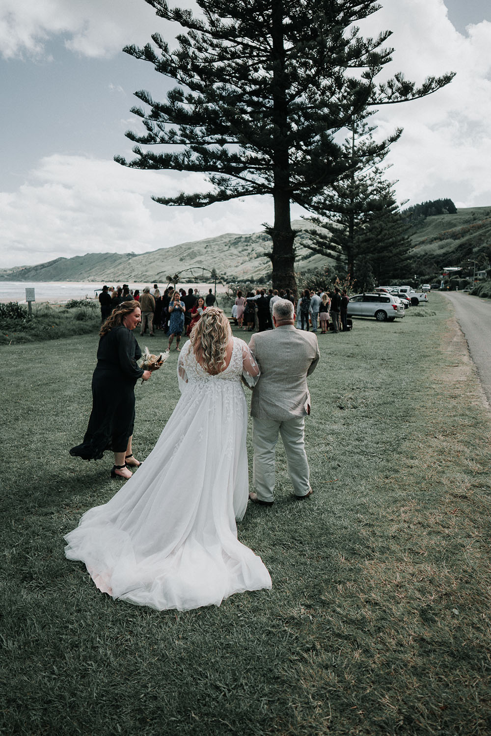 Dreamy Beach Wedding in Gisborne