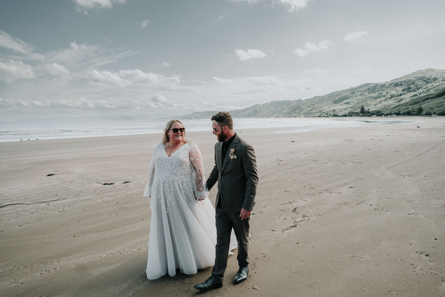 Dreamy Beach Wedding in Gisborne