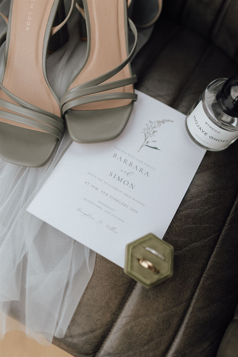 Timeless Queenstown Mountain Wedding