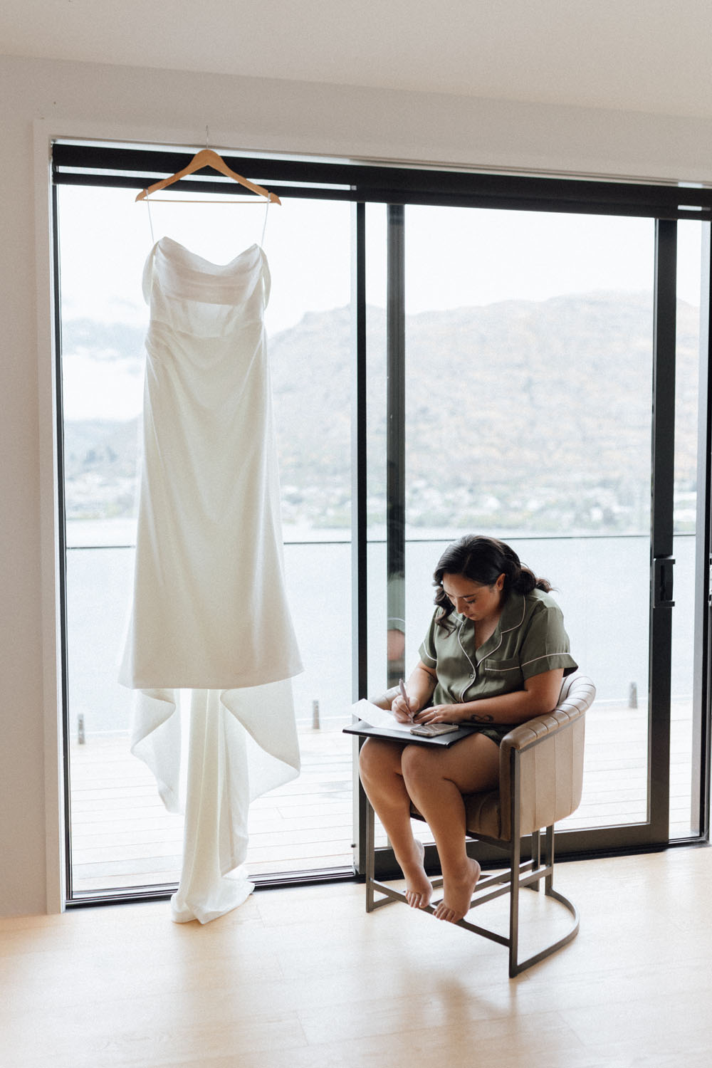 Timeless Queenstown Mountain Wedding