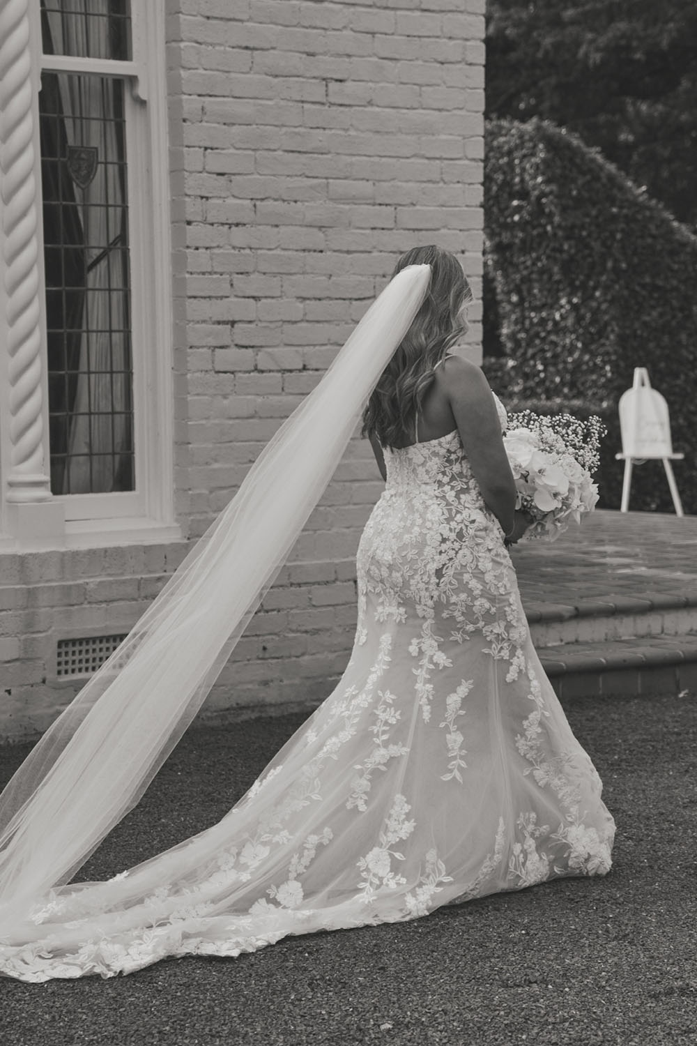 Captivating Estate Wedding at Puketutu Island Estate