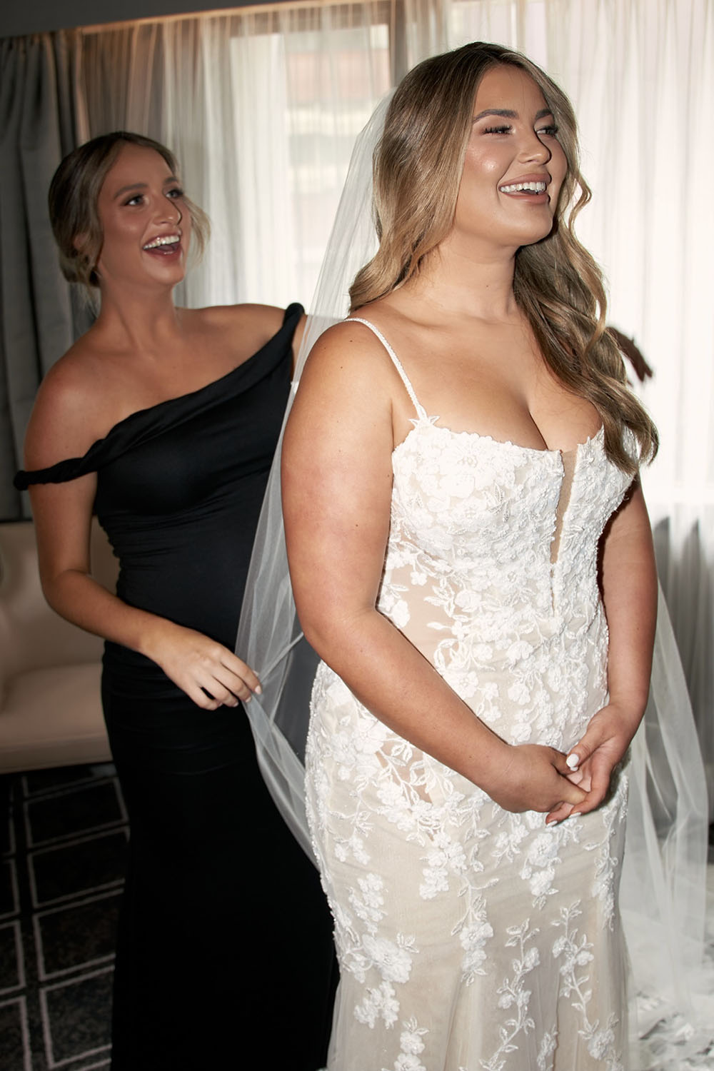 Captivating Estate Wedding at Puketutu Island Estate