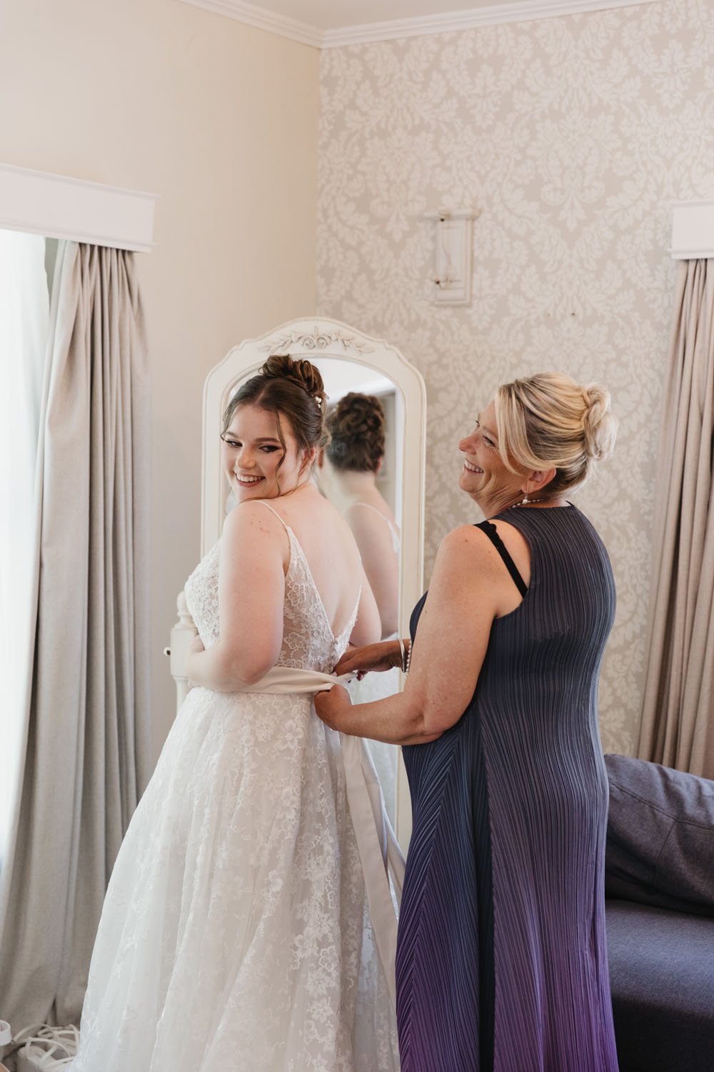 Lovely Estate Wedding at Bridgewater Estate