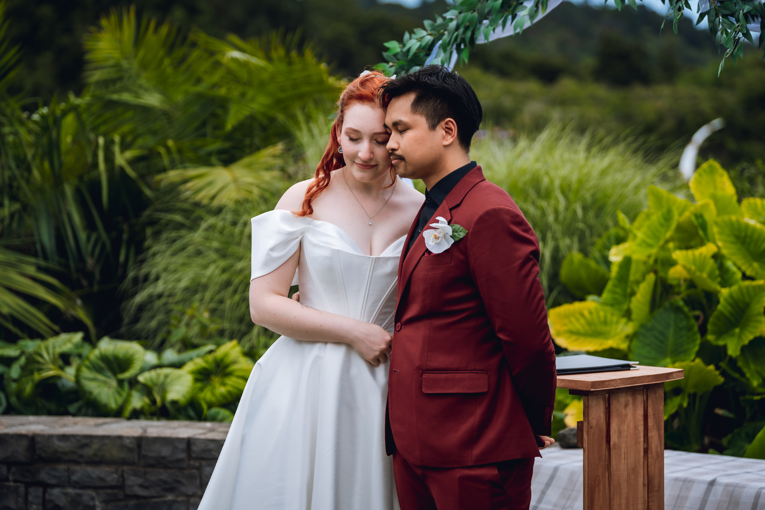 Intimate Garden Wedding in Auckland