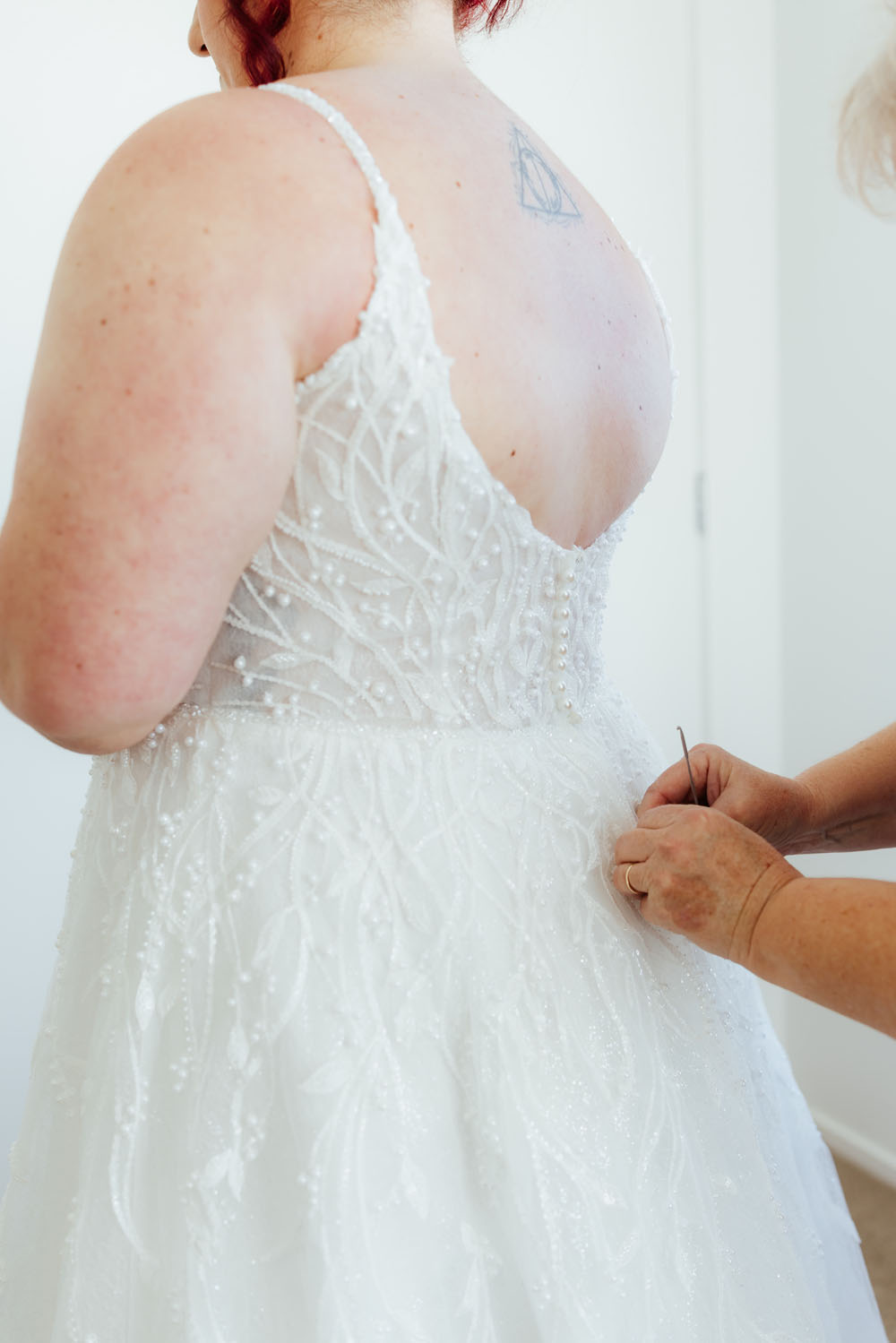 Vibrant Outdoor Wedding at The Stables Matakana