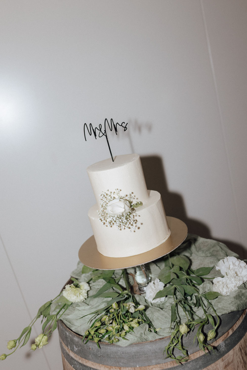 Bubbly and Fun Garden wedding in Masterton