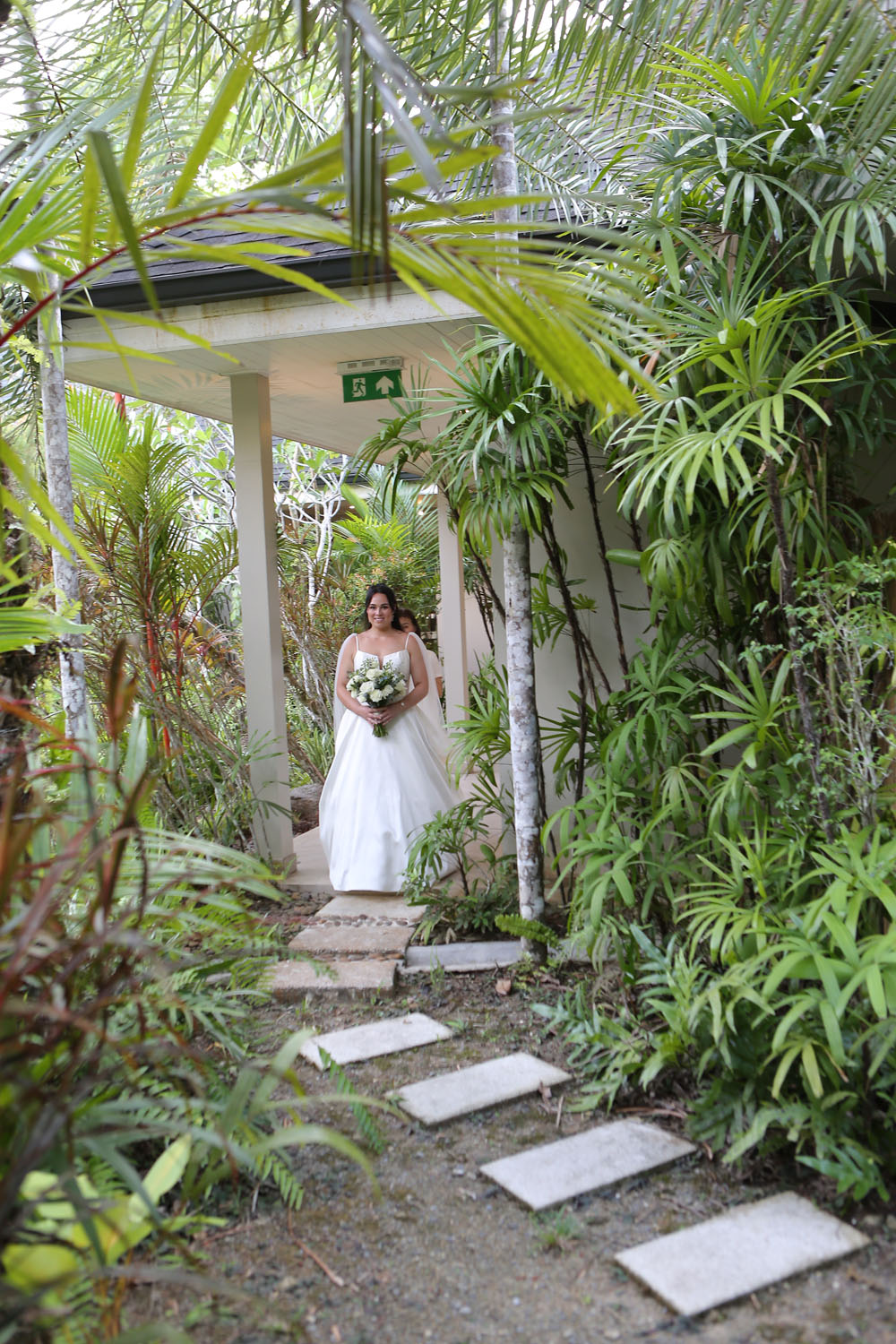 A Dreamy Intimate Resort Wedding in Thailand