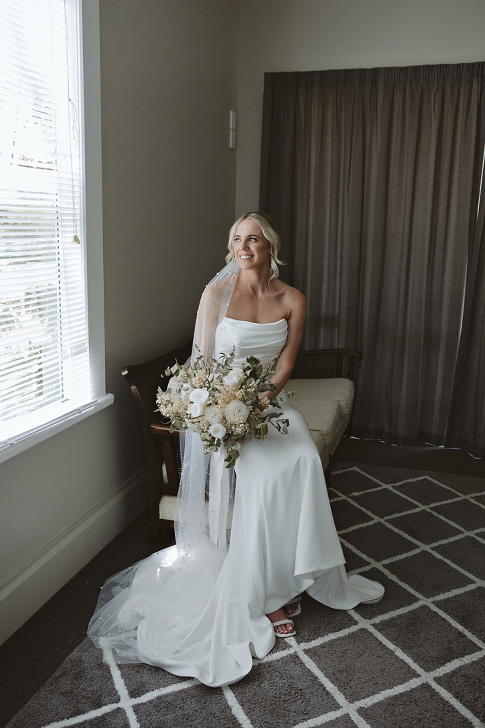 Beautiful Lodge Wedding at Broadlands Lodge