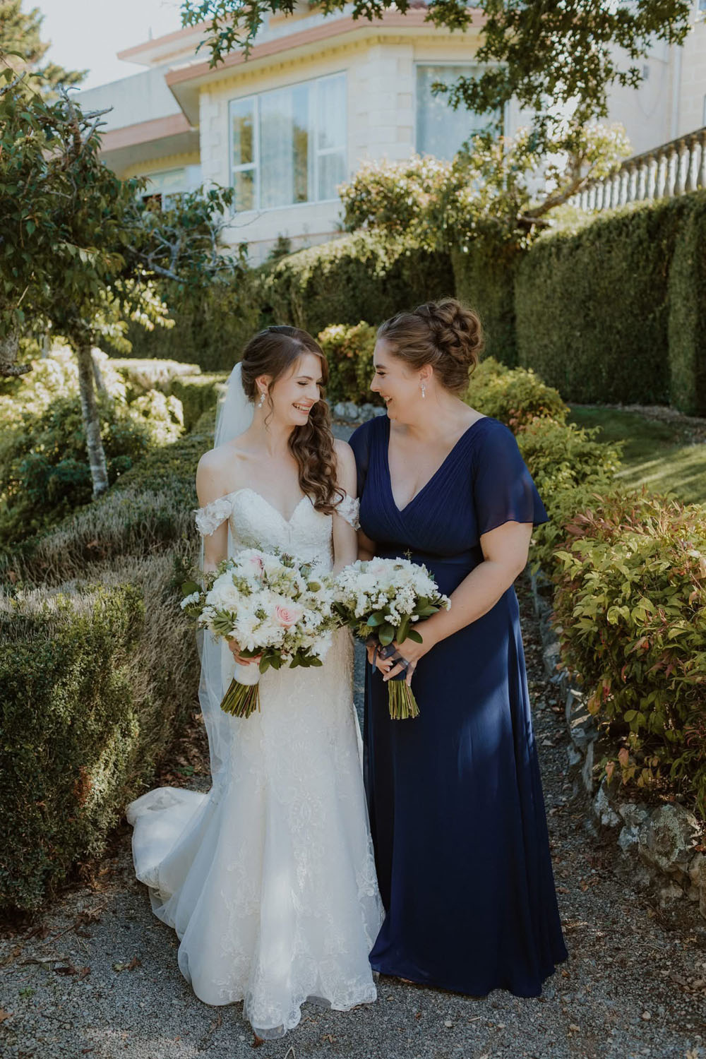 Charming Garden Wedding in Wellington