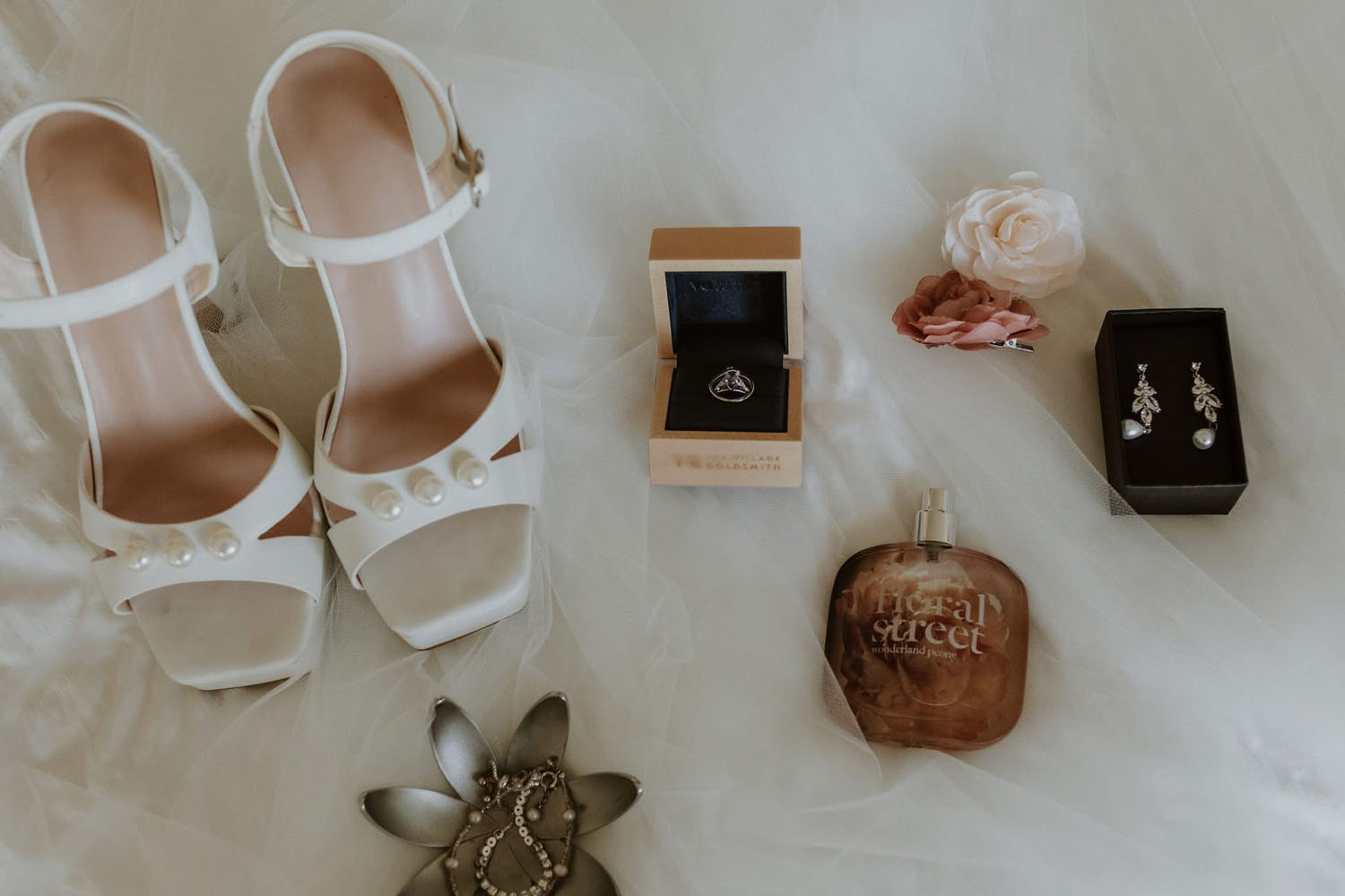 Charming Garden Wedding in Wellington