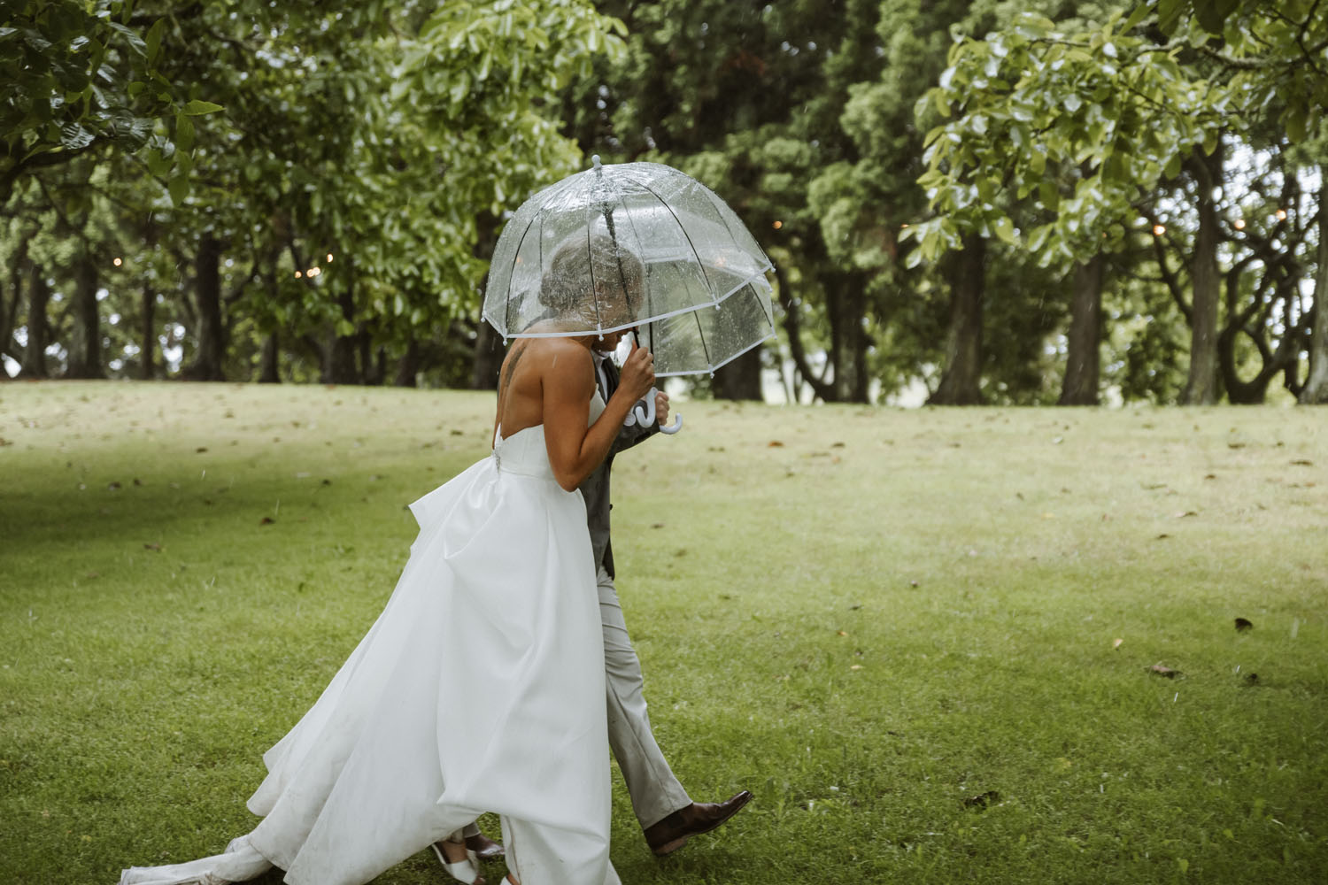 Fun Estate Wedding in Tauranga