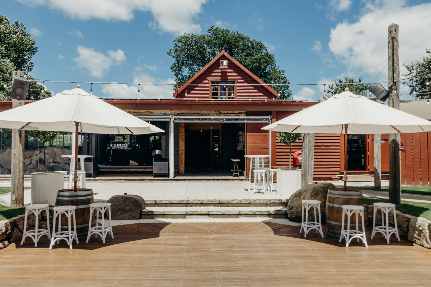 A Joyful & Fun Wedding at Red Barn 