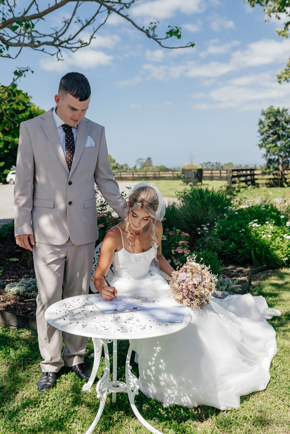 Radiant Countryside Wedding in Northland