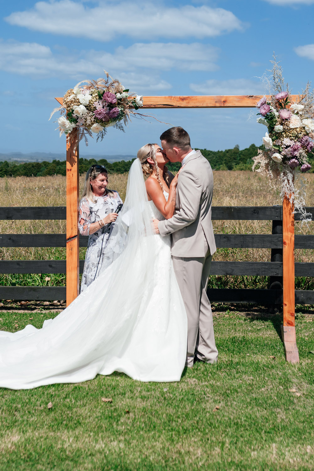 Radiant Countryside Wedding in Northland