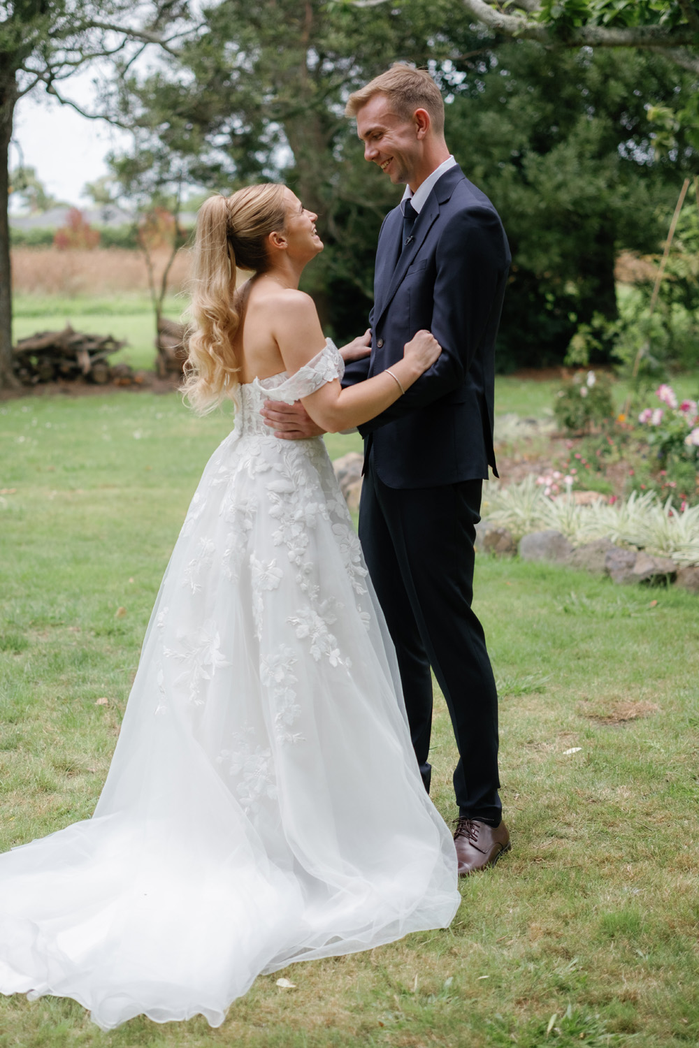 A Dreamy Estate Wedding at Markovina Vineyard Estate