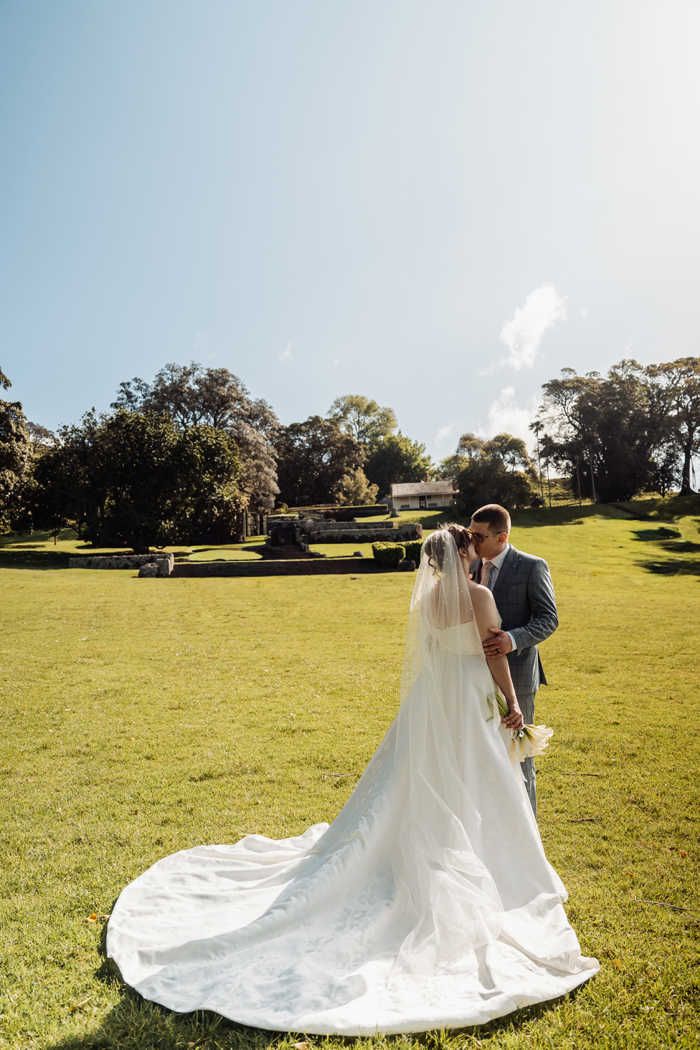 A Classic and Joyful Wedding in Auckland