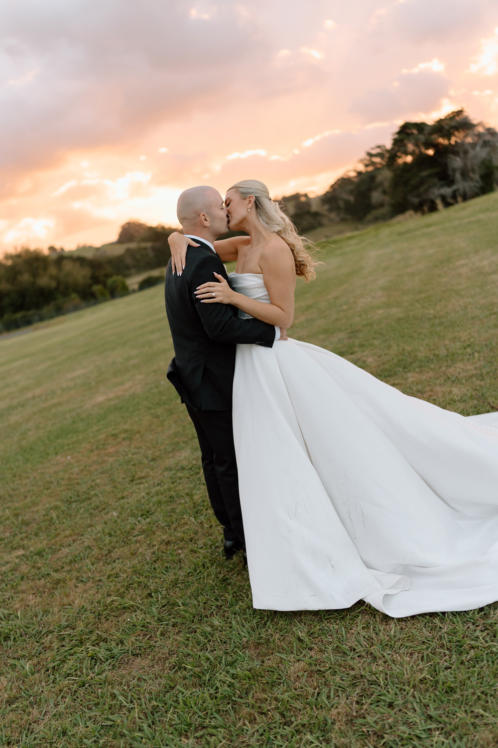 An Elegant Outdoor Wedding at The Hunting Lodge