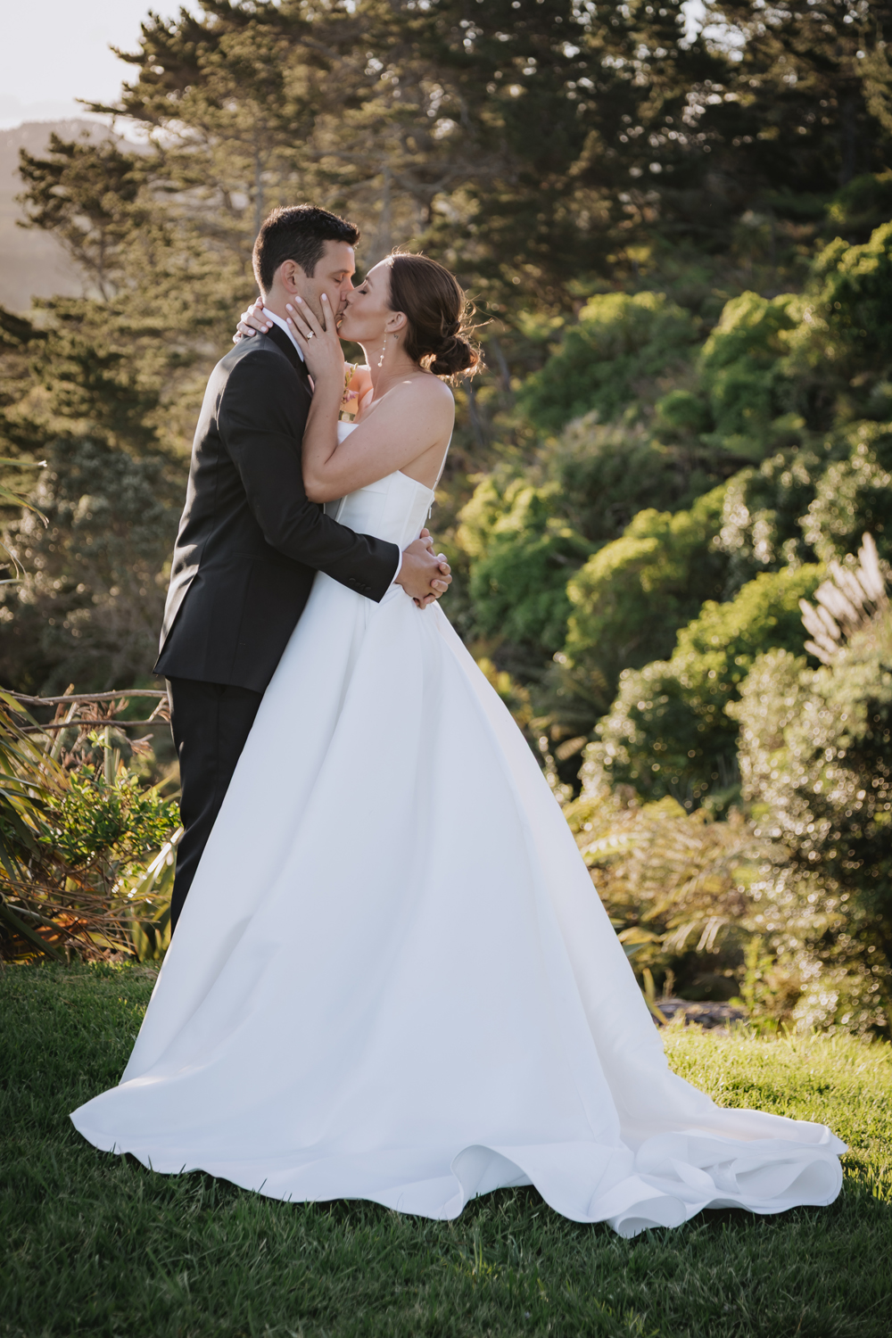 Picturesque Beach Wedding at Orua Beach House