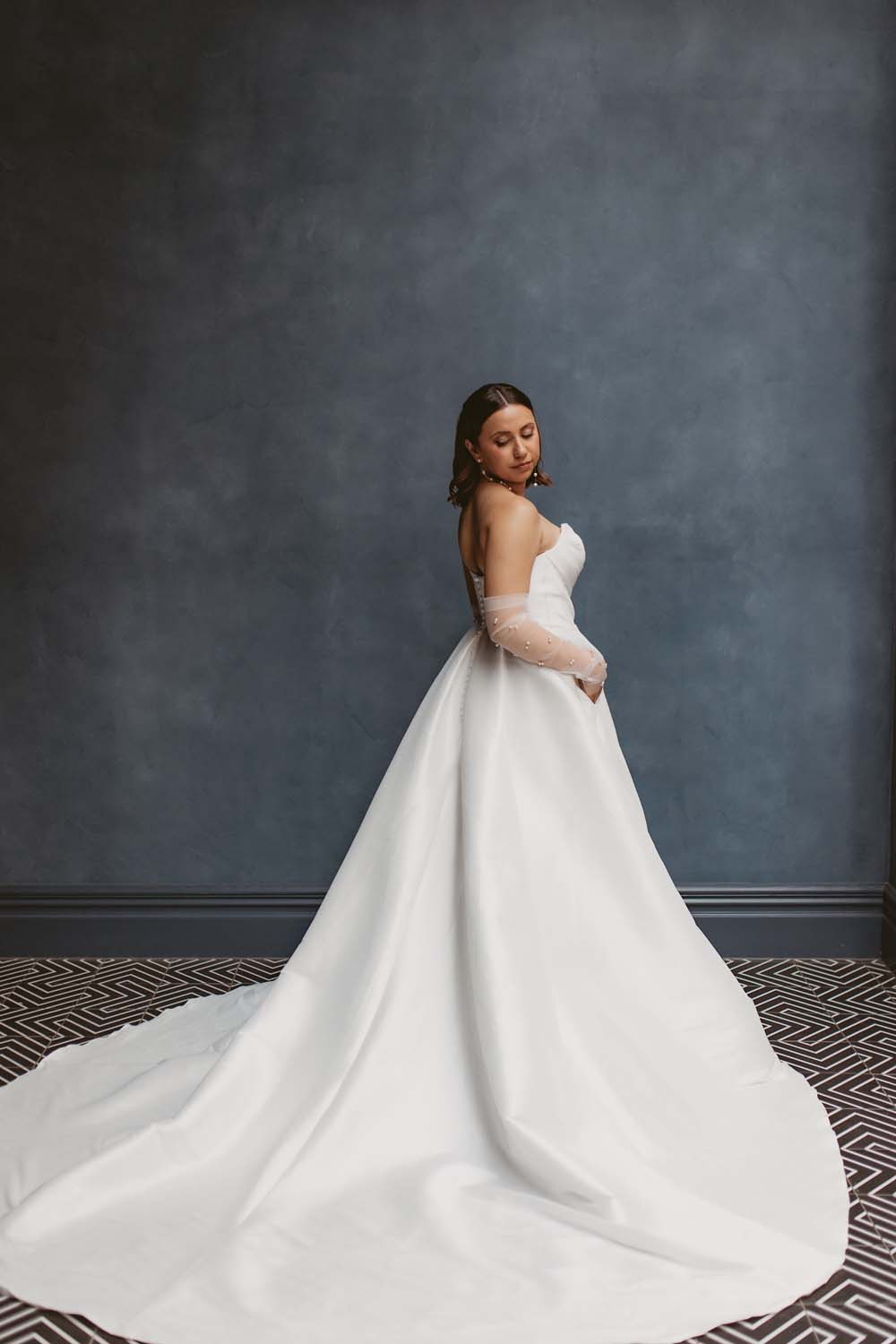  Modern Inner City Romance -  Styled Shoot